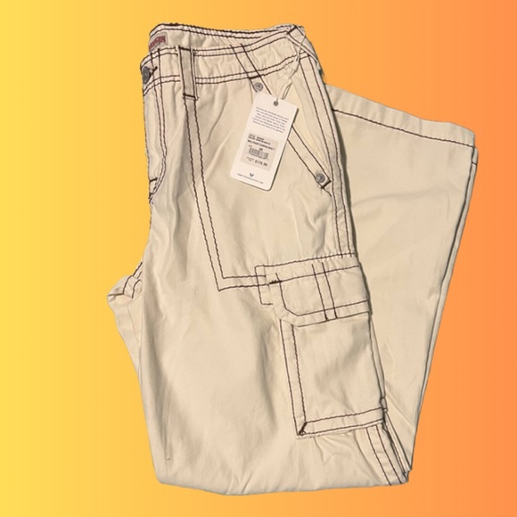 TRUE RELIGION CARGOS - Picture 2 of 7